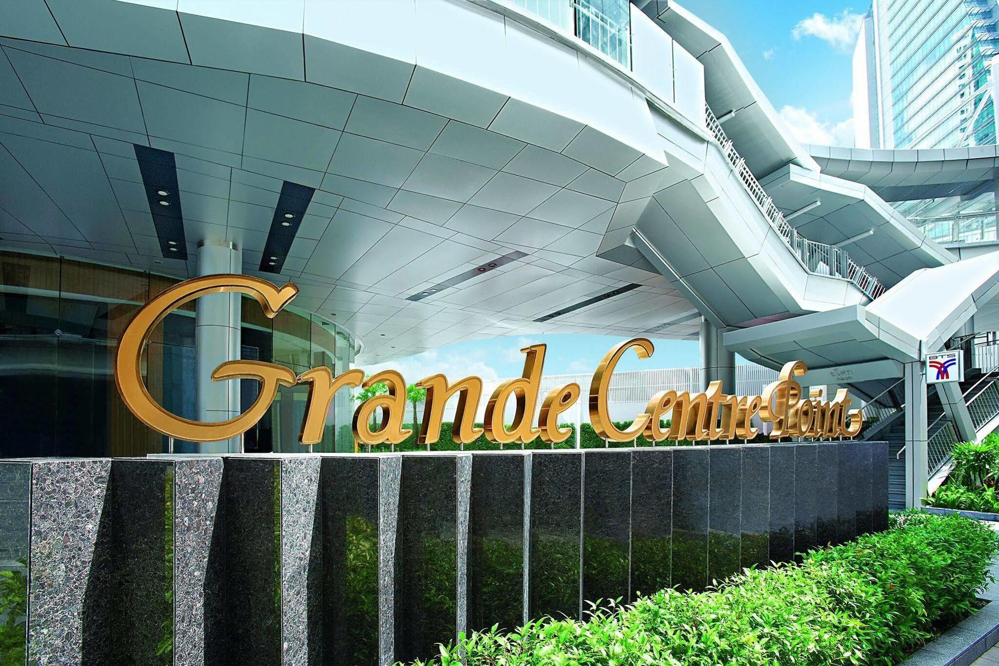 Grande Centre Point Terminal21 Hotel